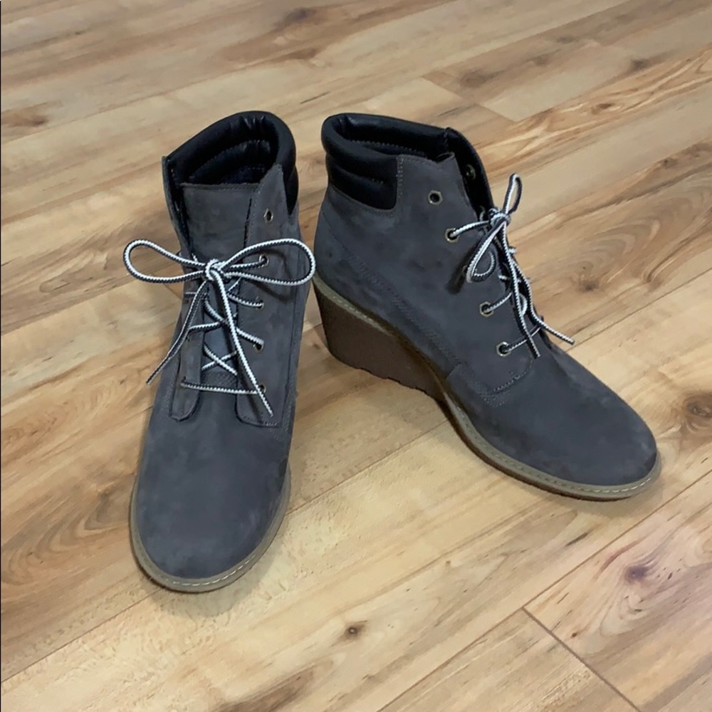 Timberland Wedge-Heel Boots